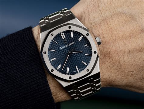 audemars piguet royal oak automatic.